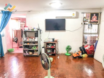 ทาวน์เฮ้าส์ หมู่บ้าน ลูกกอล์ฟ เมืองทองธานี หลังริม ถูกที่สุด ทาวน์เฮ้าส์ หมู่บ้าน ลูกกอล์ฟ เมืองทองธานี หลังริม ถูกที่สุด