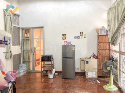 ทาวน์เฮ้าส์ หมู่บ้าน ลูกกอล์ฟ เมืองทองธานี หลังริม ถูกที่สุด ทาวน์เฮ้าส์ หมู่บ้าน ลูกกอล์ฟ เมืองทองธานี หลังริม ถูกที่สุด