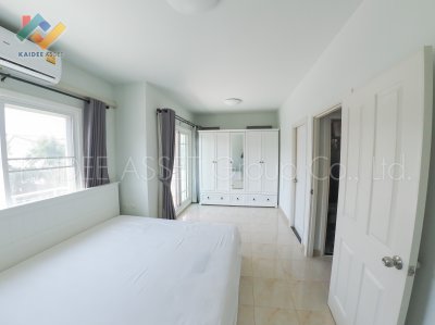 ทาวน์โฮม หมู่บ้าน อารียา เดอะ วิลเลจ กาญจนาภิเษก - ราชพฤกษ์ ทาวน์โฮม หมู่บ้าน อารียา เดอะ วิลเลจ กาญจนาภิเษก - ราชพฤกษ์