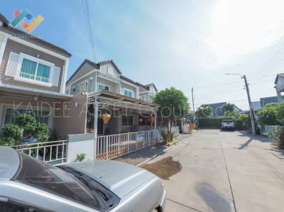 ทาวน์โฮม หมู่บ้าน อารียา เดอะ วิลเลจ กาญจนาภิเษก - ราชพฤกษ์ ทาวน์โฮม หมู่บ้าน อารียา เดอะ วิลเลจ กาญจนาภิเษก - ราชพฤกษ์