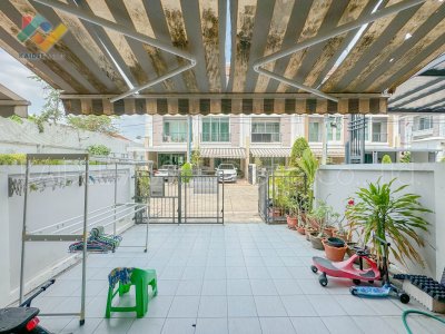 ทาวน์โฮม บ้านกลางเมือง S-Sense ศรีนครินทร์ 46/1 ทาวน์โฮม บ้านกลางเมือง S-Sense ศรีนครินทร์ 46/1