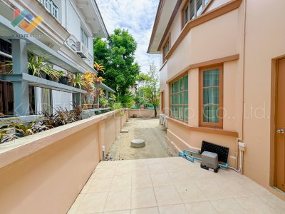 ลดาวัลย์ เลคโคโลเนียล พระราม 2 Ladawan Lake Colonial หลังมุม ลดาวัลย์ เลคโคโลเนียล พระราม 2 Ladawan Lake Colonial หลังมุม