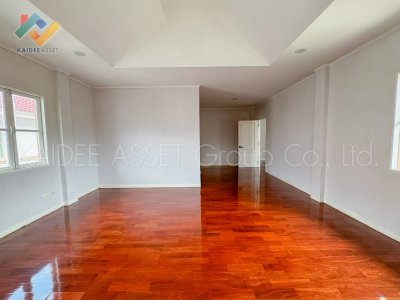 ลดาวัลย์ เลคโคโลเนียล พระราม 2 Ladawan Lake Colonial หลังมุม ลดาวัลย์ เลคโคโลเนียล พระราม 2 Ladawan Lake Colonial หลังมุม