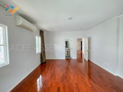 ลดาวัลย์ เลคโคโลเนียล พระราม 2 Ladawan Lake Colonial หลังมุม ลดาวัลย์ เลคโคโลเนียล พระราม 2 Ladawan Lake Colonial หลังมุม