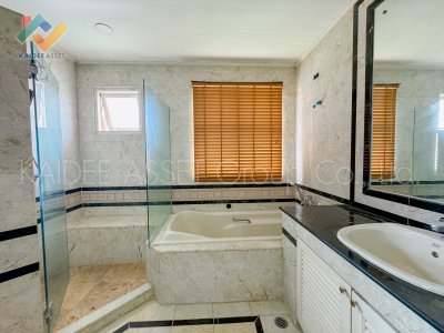 ลดาวัลย์ เลคโคโลเนียล พระราม 2 Ladawan Lake Colonial หลังมุม ลดาวัลย์ เลคโคโลเนียล พระราม 2 Ladawan Lake Colonial หลังมุม