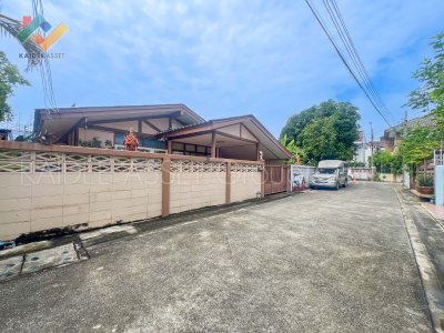 บ้านเดี่ยว ซอย นนทบุรี 6 แยก 3 เลี่ยงเมืองนนทบุรี เรวดี
