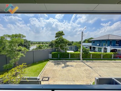 สราญสิริ ชัยพฤกษ์ - แจ้งวัฒนะ บ้านเดี่ยว ถนน หอการค้าไทย