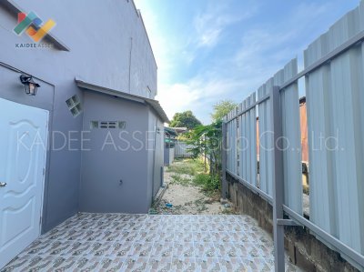 ทาวน์เฮ้าส์ ซอย นนทบุรี 46 ไทยานนท์ 16/2 สนามบินน้ำ รีโนเวท