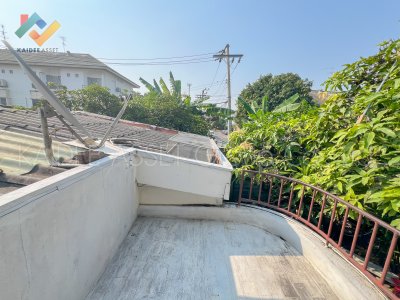 บ้านเดี่ยว ซอย ติวานนท์ 25 ( แผ่นดินทอง ) รัตนาธิเบศร์ 22 บ้านเดี่ยว ซอย ติวานนท์ 25 ( แผ่นดินทอง ) รัตนาธิเบศร์ 22