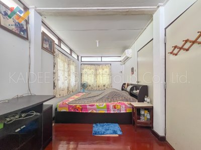 บ้านเดี่ยว ซอย ติวานนท์ 25 ( แผ่นดินทอง ) รัตนาธิเบศร์ 22 บ้านเดี่ยว ซอย ติวานนท์ 25 ( แผ่นดินทอง ) รัตนาธิเบศร์ 22