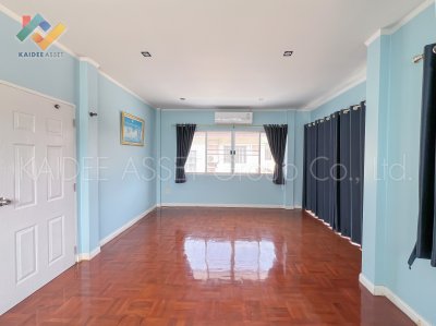 หมู่บ้าน สัมมากร รังสิต คลอง 2 บ้านเดี่ยว 2 หลัง พร้อมอยู่ หมู่บ้าน สัมมากร รังสิต คลอง 2 บ้านเดี่ยว 2 หลัง พร้อมอยู่