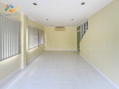 หมู่บ้าน สัมมากร รังสิต คลอง 2 บ้านเดี่ยว 2 หลัง พร้อมอยู่ หมู่บ้าน สัมมากร รังสิต คลอง 2 บ้านเดี่ยว 2 หลัง พร้อมอยู่