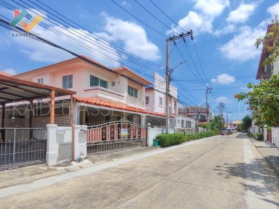 หมู่บ้าน ชวนชื่น เพชรเกษม 81 บ้านเดี่ยว หนองแขม ขายถูกที่สุด