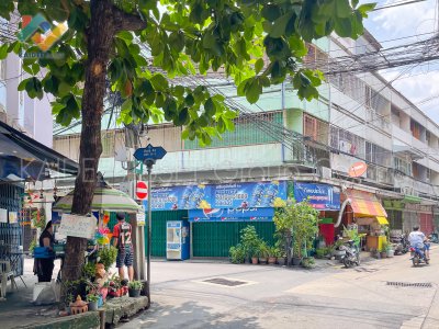 ตึกแถว ถนน จันทน์ 43 แยก 18-2 ซอย เจริญราษฎร์ 5 สาธุประดิษฐ์