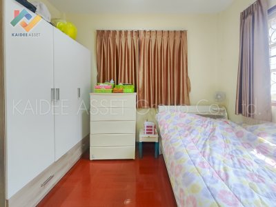 บ้านแฝด ซอย รัตนาธิเบศร์ 22 ติวานนท์ 25 ( แผ่นดินทอง )