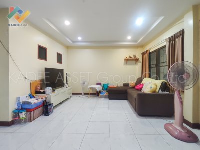 บ้านแฝด ซอย รัตนาธิเบศร์ 22 ติวานนท์ 25 ( แผ่นดินทอง )
