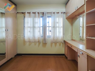 หมู่บ้าน บุรีรมย์ รามอินทรา–ซาฟารี | บ้านเดี่ยว ถนน คู้บอน