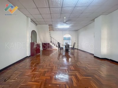 ทาวน์เฮ้าส์ ซอย จรัญสนิทวงศ์ 3 หมู่บ้าน สมชาย ใกล้ BTS ท่าพระ