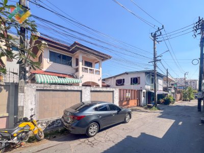 บ้านเดี่ยว ซอย นาคนิวาส 21 ถนน ลาดพร้าว 71 ขายถูก