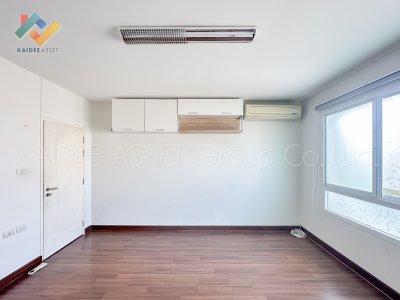 ลุมพินี ทาวน์ เพลส รัชโยธิน-เสนา | ทาวน์โฮม จันทรเกษม