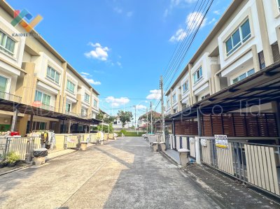 ลุมพินี ทาวน์ เพลส รัชโยธิน-เสนา | ทาวน์โฮม จันทรเกษม