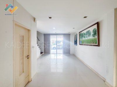 ลุมพินี ทาวน์ เพลส รัชโยธิน-เสนา | ทาวน์โฮม จันทรเกษม