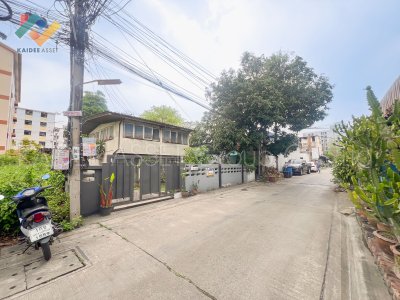 บ้านเดี่ยว ซอย ประชาชื่นนนทบุรี 8 ตรงข้าม ม. ธุรกิจบัณฑิตย์