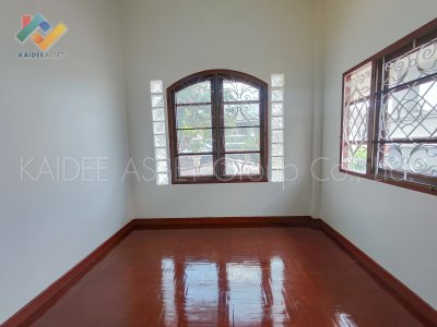 หมู่บ้าน สวนดอกไม้ | บ้านเดี่ยว ซอย บรมราชชนนี 105 ตลิ่งชัน