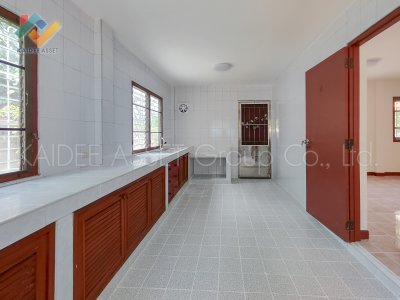 หมู่บ้าน สวนดอกไม้ | บ้านเดี่ยว ซอย บรมราชชนนี 105 ตลิ่งชัน