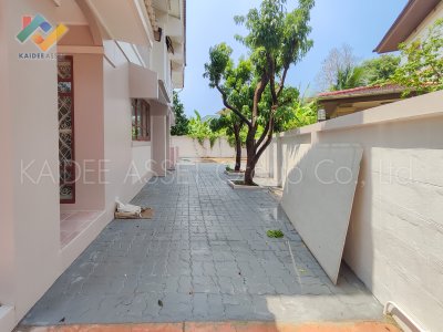 หมู่บ้าน สวนดอกไม้ | บ้านเดี่ยว ซอย บรมราชชนนี 105 ตลิ่งชัน