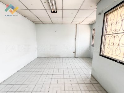 หมู่บ้าน รัตนาธิเบศร์ ทาวน์เฮ้าส์ ติด เซ็นทรัล เวสต์เกต หมู่บ้าน รัตนาธิเบศร์ ทาวน์เฮ้าส์ ติด เซ็นทรัล เวสต์เกต