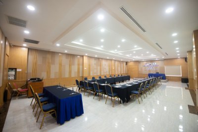 ประชุม/จัดเลี้ยง