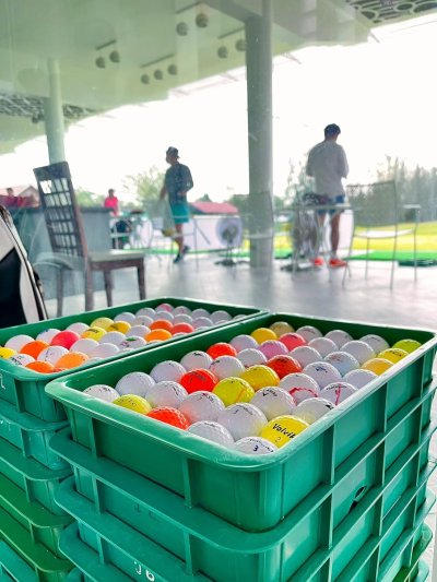 Driving Range.