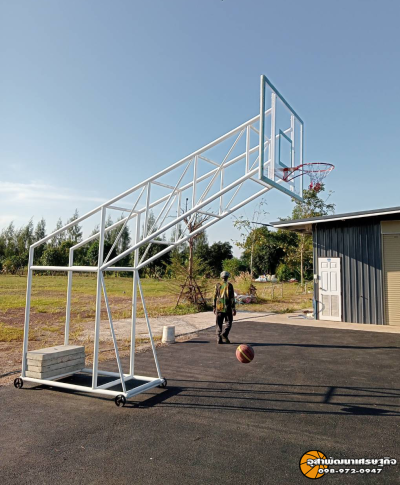 แป้นบาสเก็ตบอล