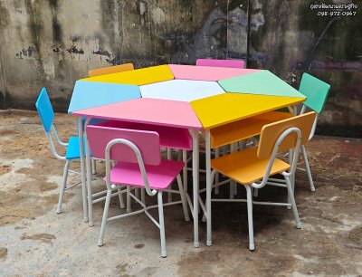 ชุดโต๊ะเก้าอี้นักเรียนกลุ่ม