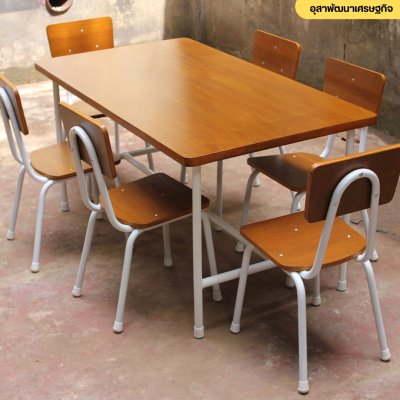 ชุดโต๊ะเก้าอี้นักเรียนกลุ่ม