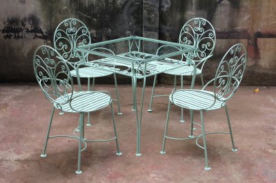 เฟอร์นิเจอร์บ้านและร้าน