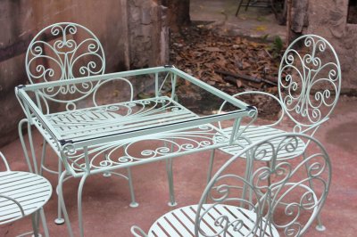 เฟอร์นิเจอร์บ้านและร้าน