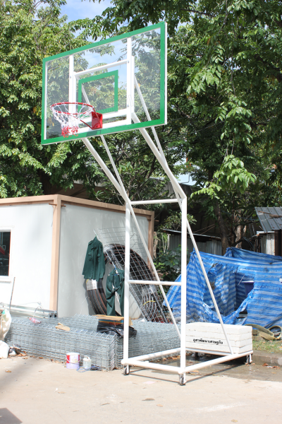 แป้นบาสเก็ตบอล