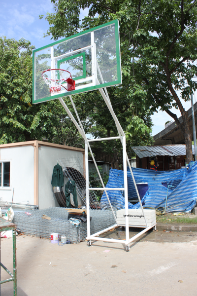 แป้นบาสเก็ตบอล