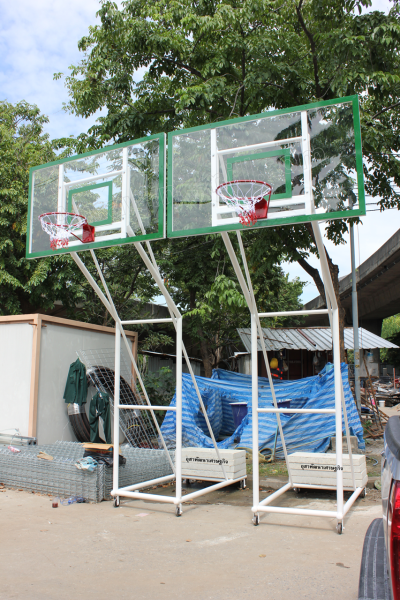 แป้นบาสเก็ตบอล