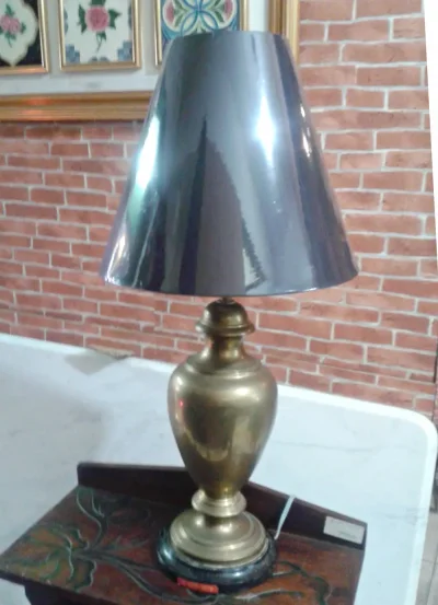 โคมไฟตั้งโต๊ะ