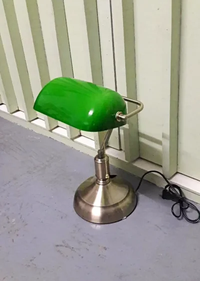 โคมไฟตั้งโต๊ะ
