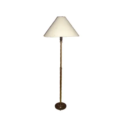 โคมไฟตั้งพื้น