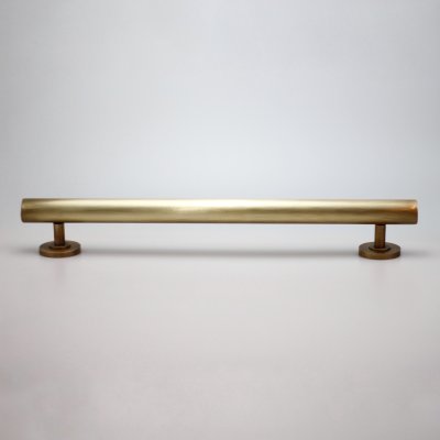 มือจับประตูทองเหลืองแท้ AMR18A