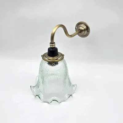 โคมไฟติดทองเหลืองแท้ แป้นฉิ่ง แก้วกิ่งสีขาวใส TWL18