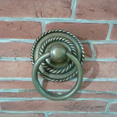 มือดึงประตูทองเหลืองแบบมีห่วง