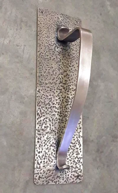 มือจับประตูทองเหลือง