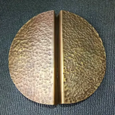 มือจับประตูทองเหลือง