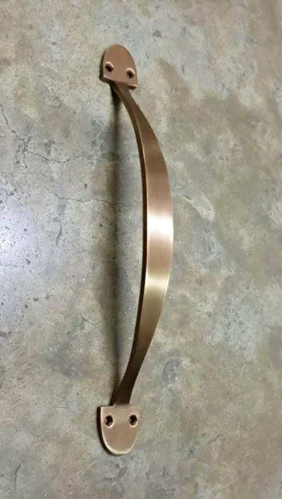 มือจับประตูทองเหลือง